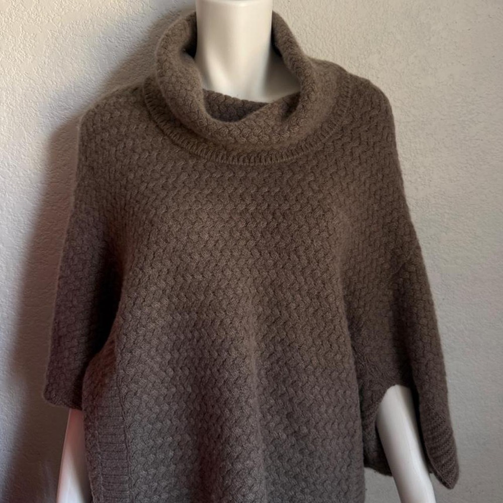 Neiman Marcus 100% Cashmere Poncho Sweater Cowl Neck Textured Knit Brown